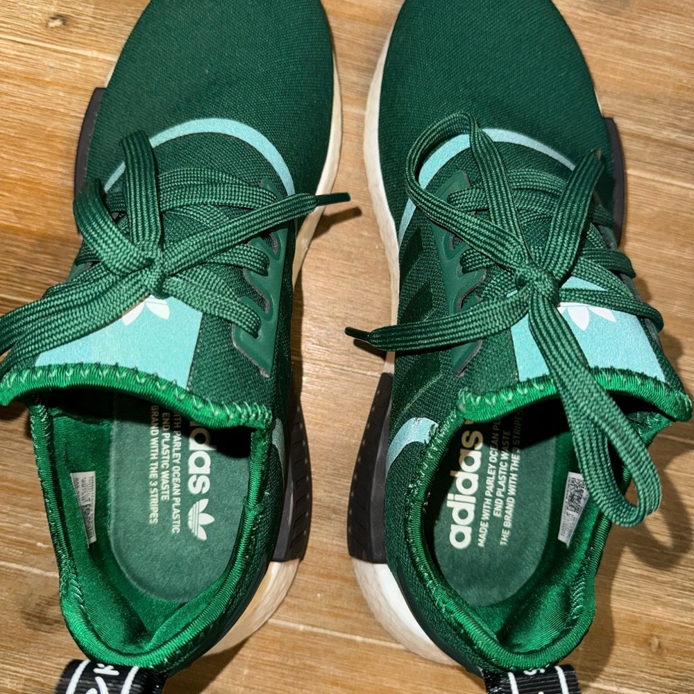 Adidas - Picture 6 of 7
